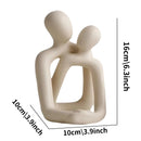 Pareja amorosa en resina | Escultura moderna para el hogar